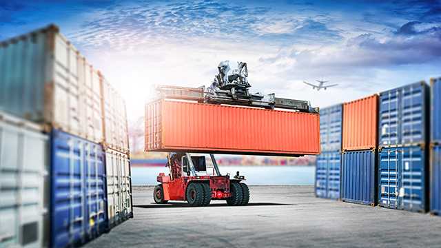 Wat zijn de functies die u kunt verwachten in systeemsoftware voor vrachtvervoer?